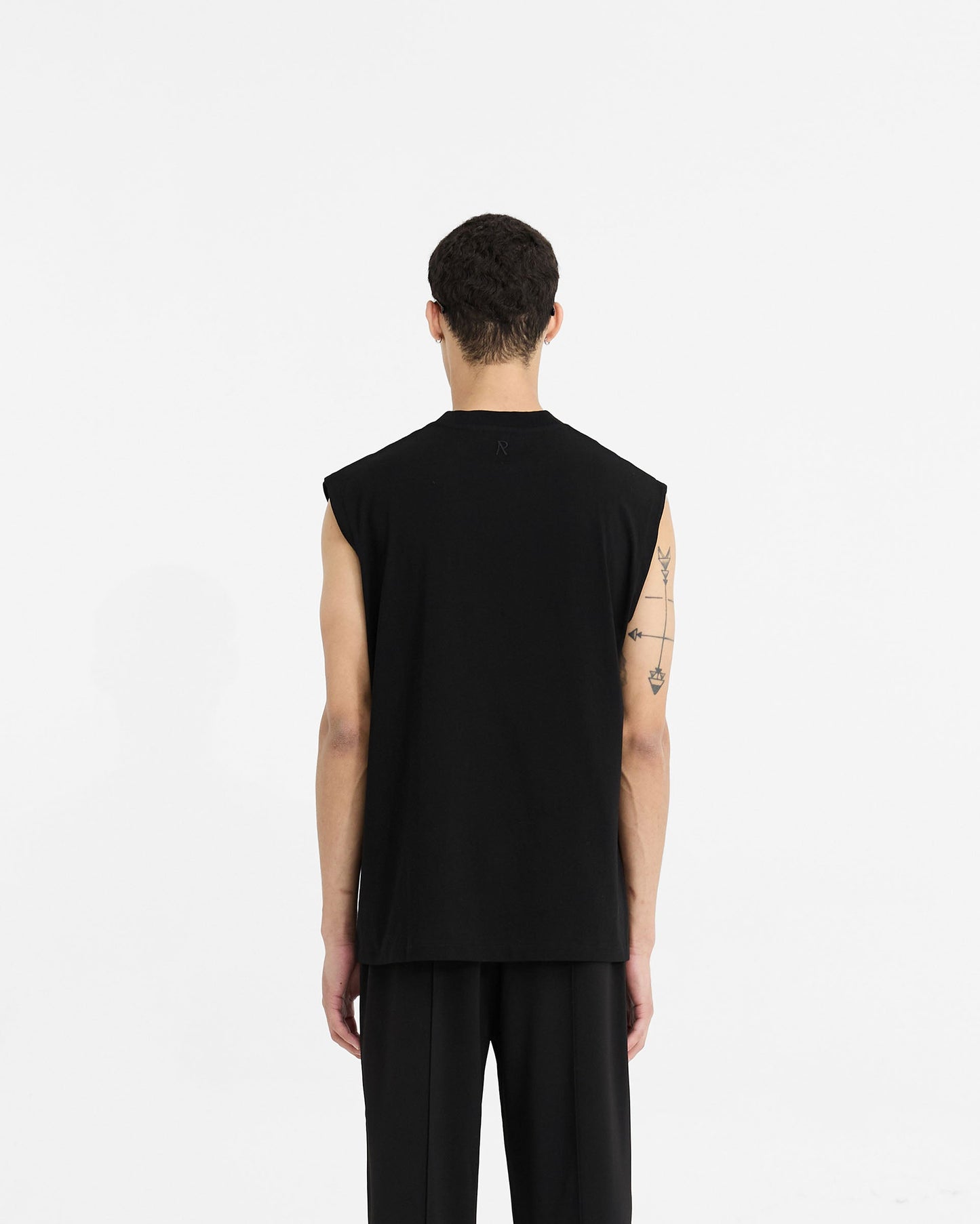 Initial Boxy Tank - Black